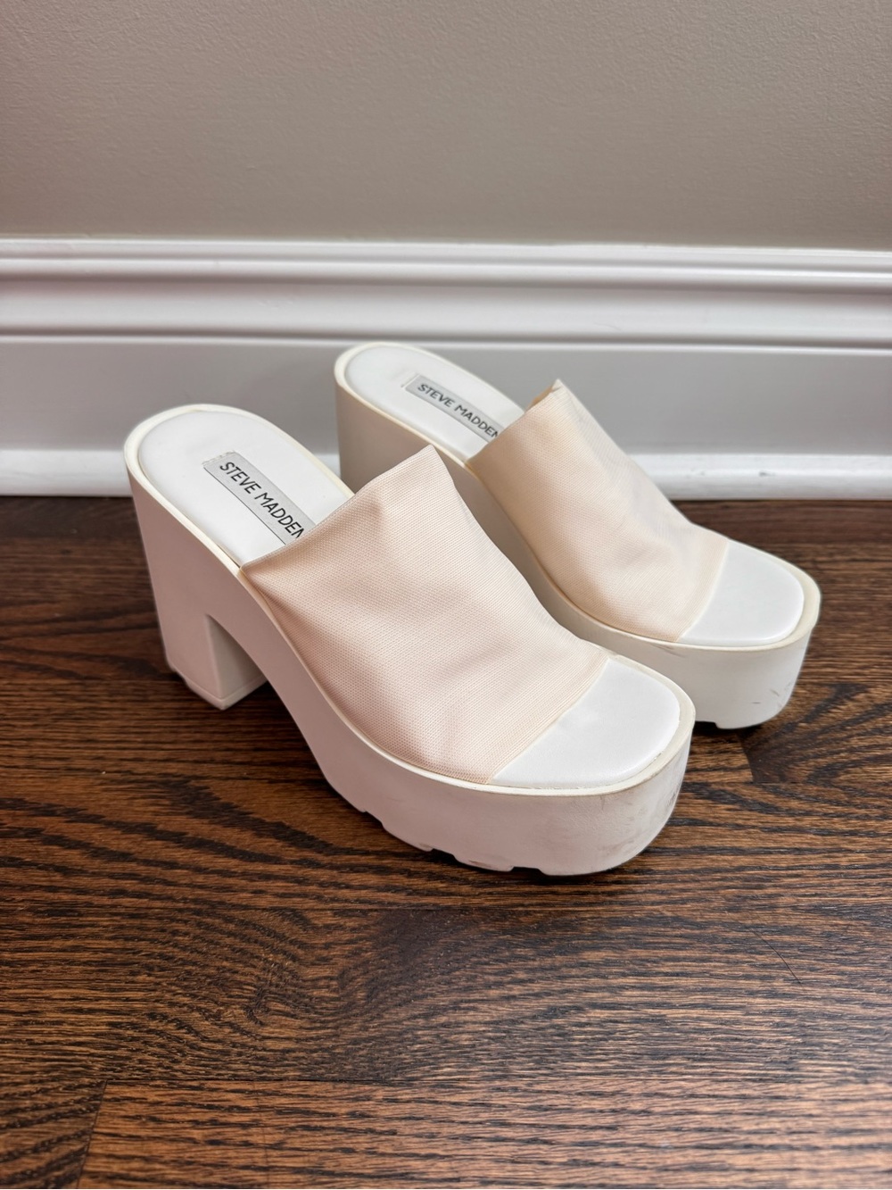 Steve Madden Platform Slide Heels – Size 8